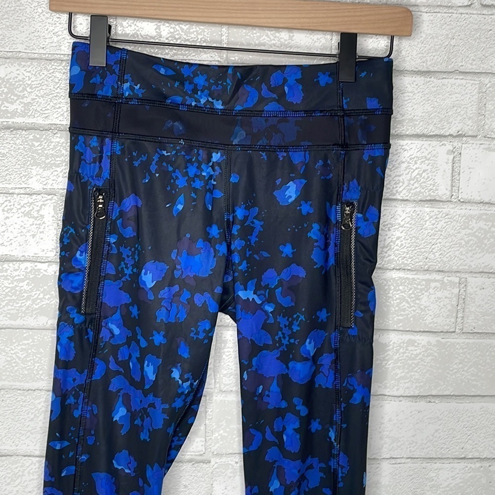 Lululemon Inspire Tight II *Full-On Luxtreme (Mesh) - Picture 5 of 14